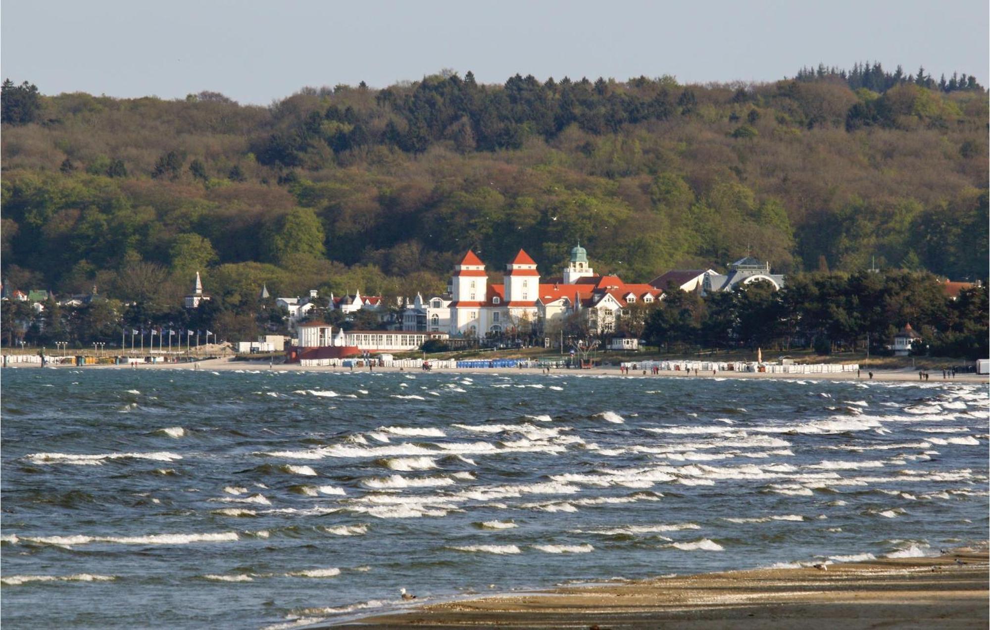 Skysuite Binz Exterior photo